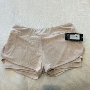 Inchworm Shorts Small NWT